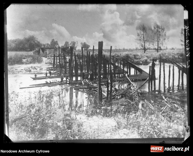 Zdjęcie w galerii na portalu naszraciborz.pl: Prom Ciechowice-Grzegorzowice wczoraj i dziś wiadomości z regionu