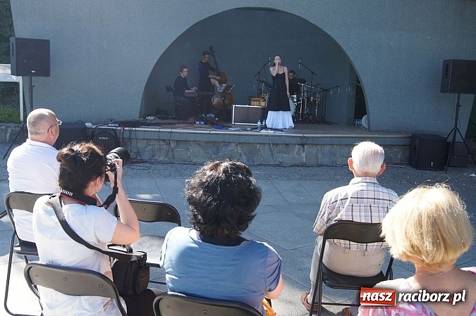 Zdjęcie w galerii na portalu naszraciborz.pl: Motywy słowiańskie w Parku Roth wiadomości z regionu