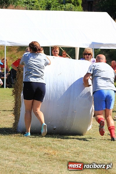 Zdjęcie w galerii na portalu naszraciborz.pl: Świetna zabawa na turnieju sołectw w Rzuchowie. Kornowac z pucharem wójta wiadomości z regionu