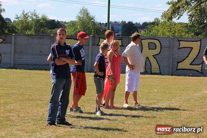 Zdjęcie w galerii na portalu naszraciborz.pl: Świetna zabawa na turnieju sołectw w Rzuchowie. Kornowac z pucharem wójta wiadomości z regionu