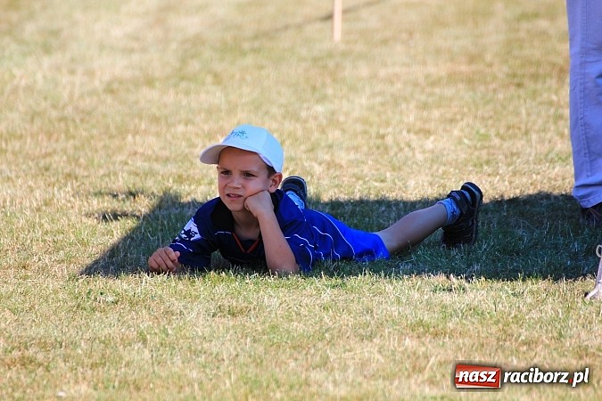 Zdjęcie w galerii na portalu naszraciborz.pl: Świetna zabawa na turnieju sołectw w Rzuchowie. Kornowac z pucharem wójta wiadomości z regionu