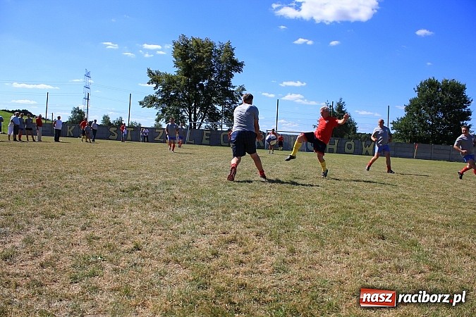Zdjęcie w galerii na portalu naszraciborz.pl: Świetna zabawa na turnieju sołectw w Rzuchowie. Kornowac z pucharem wójta wiadomości z regionu