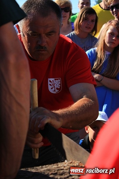 Zdjęcie w galerii na portalu naszraciborz.pl: Świetna zabawa na turnieju sołectw w Rzuchowie. Kornowac z pucharem wójta wiadomości z regionu