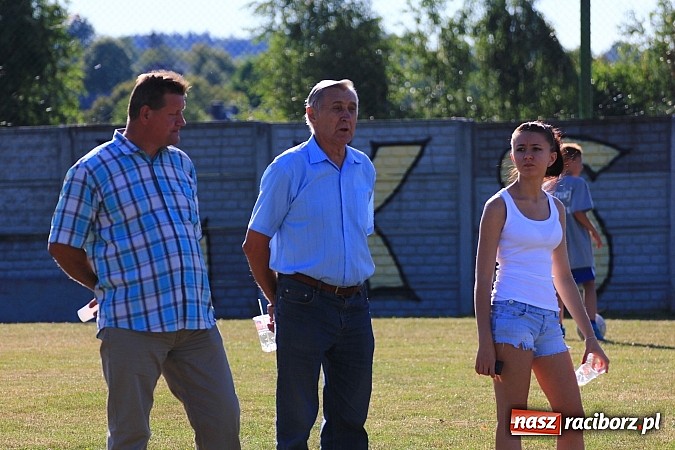 Zdjęcie w galerii na portalu naszraciborz.pl: Świetna zabawa na turnieju sołectw w Rzuchowie. Kornowac z pucharem wójta wiadomości z regionu