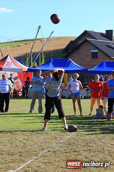 Zdjęcie w galerii na portalu naszraciborz.pl: Świetna zabawa na turnieju sołectw w Rzuchowie. Kornowac z pucharem wójta wiadomości z regionu