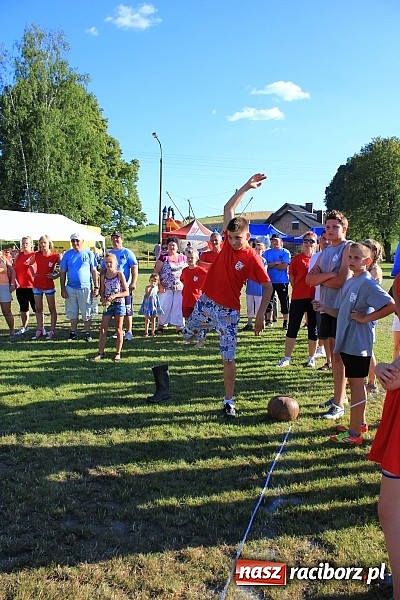 Zdjęcie w galerii na portalu naszraciborz.pl: Świetna zabawa na turnieju sołectw w Rzuchowie. Kornowac z pucharem wójta wiadomości z regionu