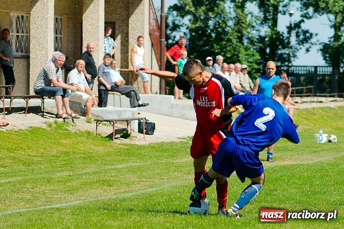 Zdjęcie w galerii na portalu naszraciborz.pl: Trzynaście bramek w urodzinowym sparingu wiadomości z regionu