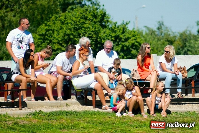 Zdjęcie w galerii na portalu naszraciborz.pl: Trzynaście bramek w urodzinowym sparingu wiadomości z regionu