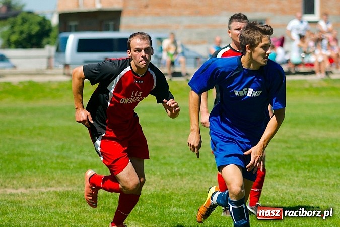Zdjęcie w galerii na portalu naszraciborz.pl: Trzynaście bramek w urodzinowym sparingu wiadomości z regionu