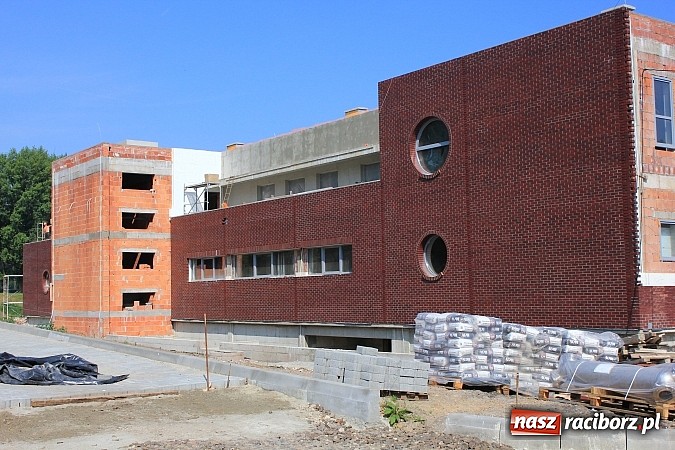 Zdjęcie w galerii na portalu naszraciborz.pl: Jak idzie budowa raciborskiego aquaparku? wiadomości z regionu