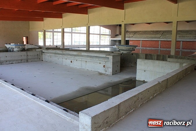 Zdjęcie w galerii na portalu naszraciborz.pl: Jak idzie budowa raciborskiego aquaparku? wiadomości z regionu