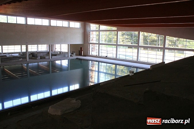 Zdjęcie w galerii na portalu naszraciborz.pl: Jak idzie budowa raciborskiego aquaparku? wiadomości z regionu