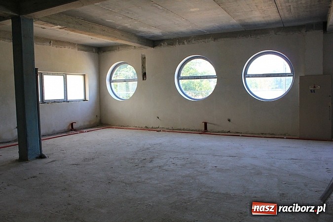 Zdjęcie w galerii na portalu naszraciborz.pl: Jak idzie budowa raciborskiego aquaparku? wiadomości z regionu