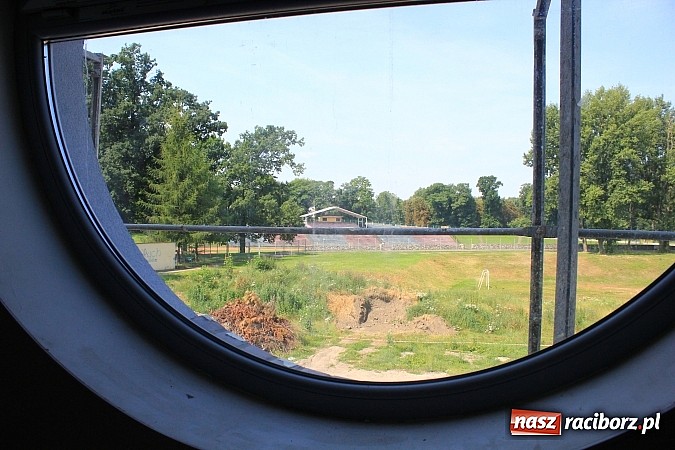 Zdjęcie w galerii na portalu naszraciborz.pl: Jak idzie budowa raciborskiego aquaparku? wiadomości z regionu