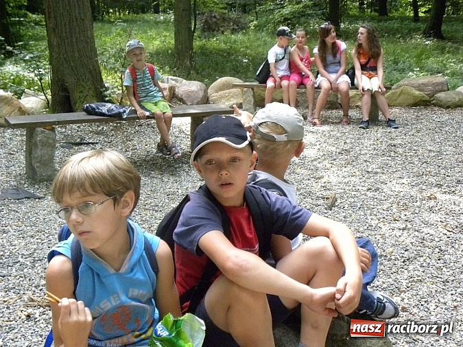 Zdjęcie w galerii na portalu naszraciborz.pl: Piknik w Zaczarowanym Ogrodzie wiadomości z regionu