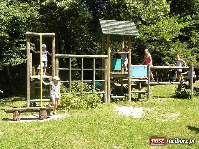 Zdjęcie w galerii na portalu naszraciborz.pl: Piknik w Zaczarowanym Ogrodzie wiadomości z regionu