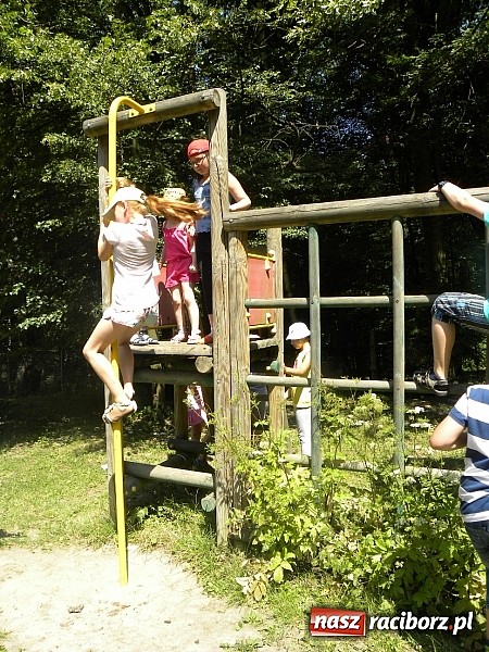 Zdjęcie w galerii na portalu naszraciborz.pl: Piknik w Zaczarowanym Ogrodzie wiadomości z regionu