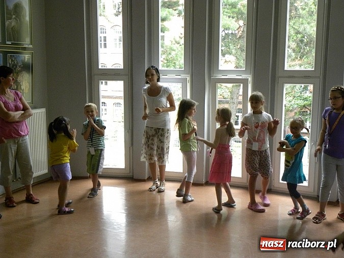 Zdjęcie w galerii na portalu naszraciborz.pl: Młodzi czytelnicy z wizytą w Korei... wiadomości z regionu