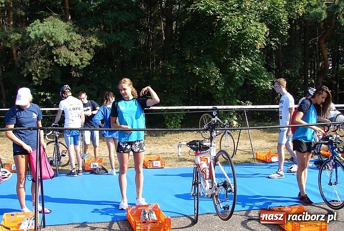 Zdjęcie w galerii na portalu naszraciborz.pl: Złote medale dla uczniów raciborskiej SMS wiadomości z regionu