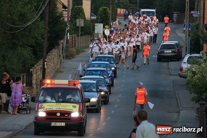 Zdjęcie w galerii na portalu naszraciborz.pl: Pielgrzymi szczęśliwie wrócili do domu wiadomości z regionu