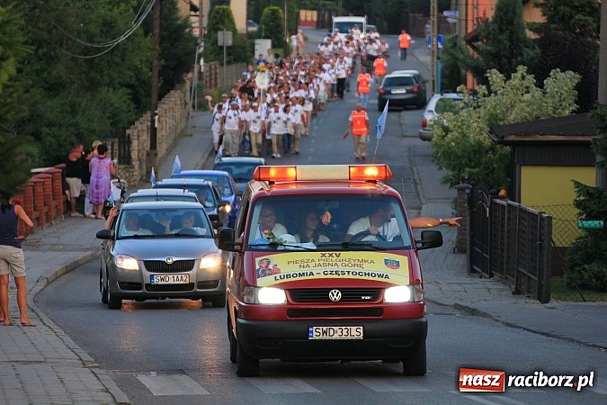 Zdjęcie w galerii na portalu naszraciborz.pl: Pielgrzymi szczęśliwie wrócili do domu wiadomości z regionu