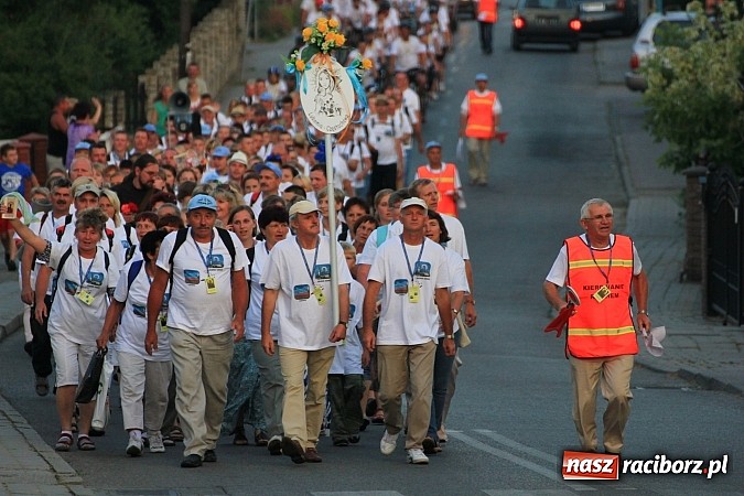 Zdjęcie w galerii na portalu naszraciborz.pl: Pielgrzymi szczęśliwie wrócili do domu wiadomości z regionu