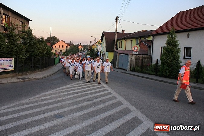 Zdjęcie w galerii na portalu naszraciborz.pl: Pielgrzymi szczęśliwie wrócili do domu wiadomości z regionu