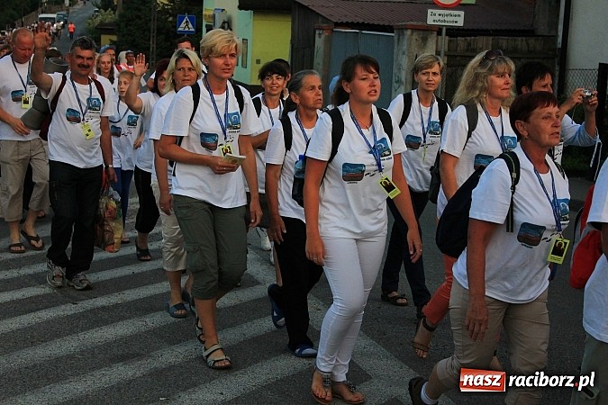 Zdjęcie w galerii na portalu naszraciborz.pl: Pielgrzymi szczęśliwie wrócili do domu wiadomości z regionu