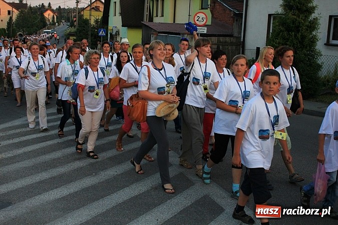 Zdjęcie w galerii na portalu naszraciborz.pl: Pielgrzymi szczęśliwie wrócili do domu wiadomości z regionu