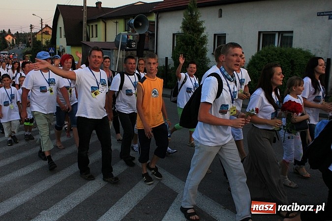 Zdjęcie w galerii na portalu naszraciborz.pl: Pielgrzymi szczęśliwie wrócili do domu wiadomości z regionu