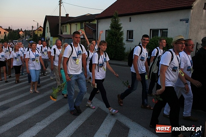Zdjęcie w galerii na portalu naszraciborz.pl: Pielgrzymi szczęśliwie wrócili do domu wiadomości z regionu
