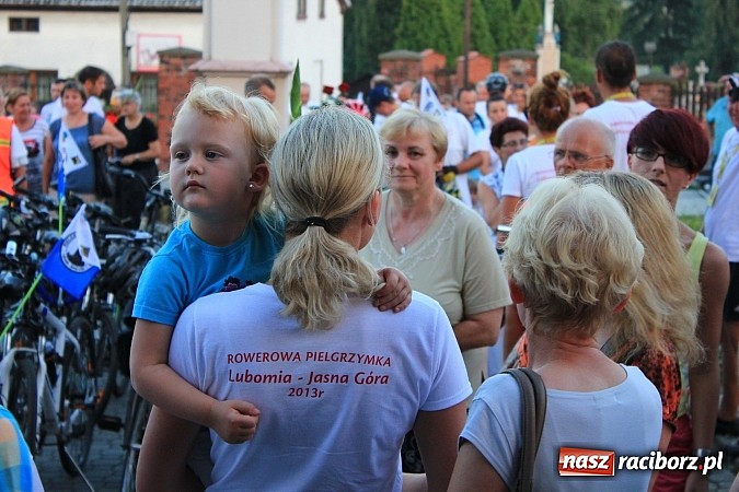 Zdjęcie w galerii na portalu naszraciborz.pl: Pielgrzymi szczęśliwie wrócili do domu wiadomości z regionu