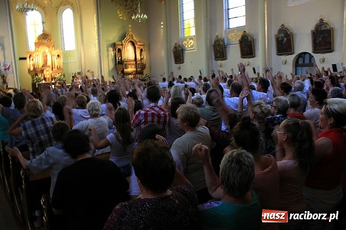 Zdjęcie w galerii na portalu naszraciborz.pl: Pielgrzymi szczęśliwie wrócili do domu wiadomości z regionu