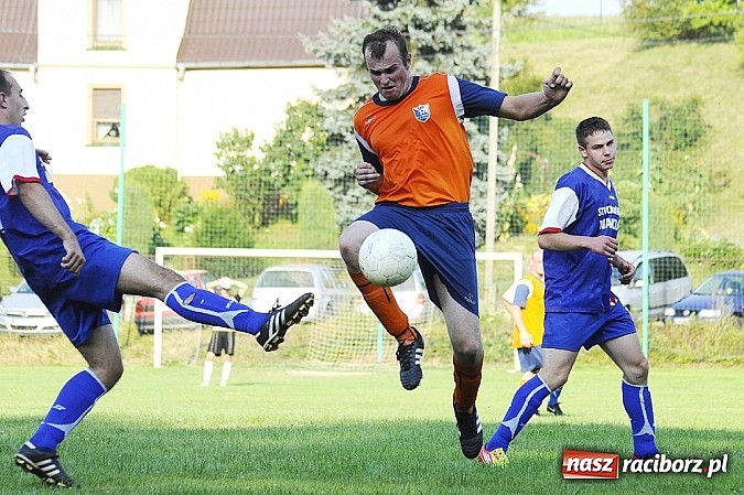 Zdjęcie w galerii na portalu naszraciborz.pl: LKS Gamów z pucharem wójta wiadomości z regionu