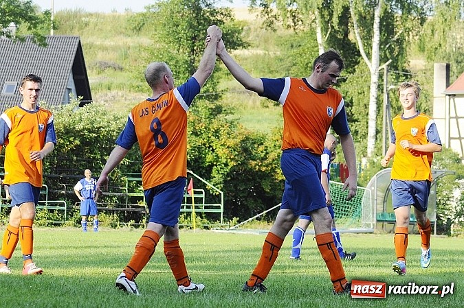 Zdjęcie w galerii na portalu naszraciborz.pl: LKS Gamów z pucharem wójta wiadomości z regionu