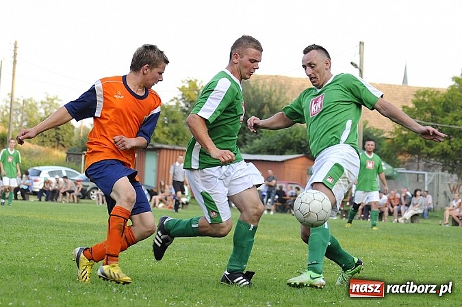 Zdjęcie w galerii na portalu naszraciborz.pl: LKS Gamów z pucharem wójta wiadomości z regionu