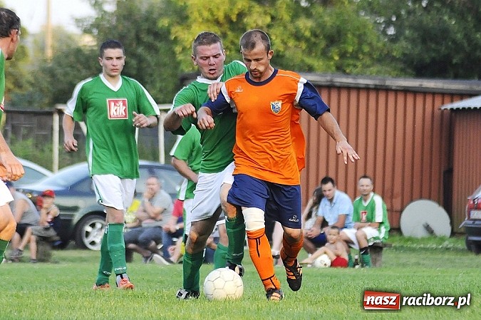 Zdjęcie w galerii na portalu naszraciborz.pl: LKS Gamów z pucharem wójta wiadomości z regionu