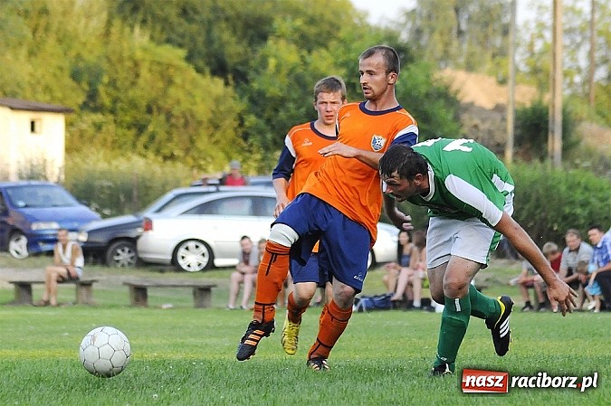 Zdjęcie w galerii na portalu naszraciborz.pl: LKS Gamów z pucharem wójta wiadomości z regionu