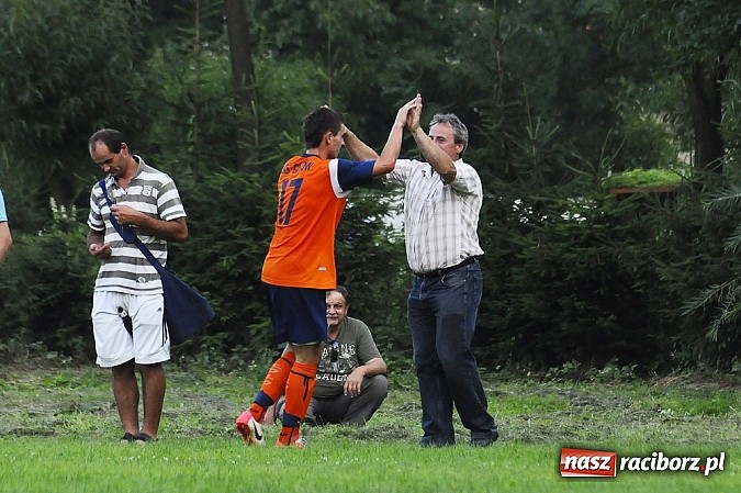 Zdjęcie w galerii na portalu naszraciborz.pl: LKS Gamów z pucharem wójta wiadomości z regionu