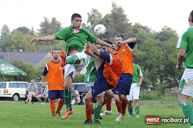 Zdjęcie w galerii na portalu naszraciborz.pl: LKS Gamów z pucharem wójta wiadomości z regionu