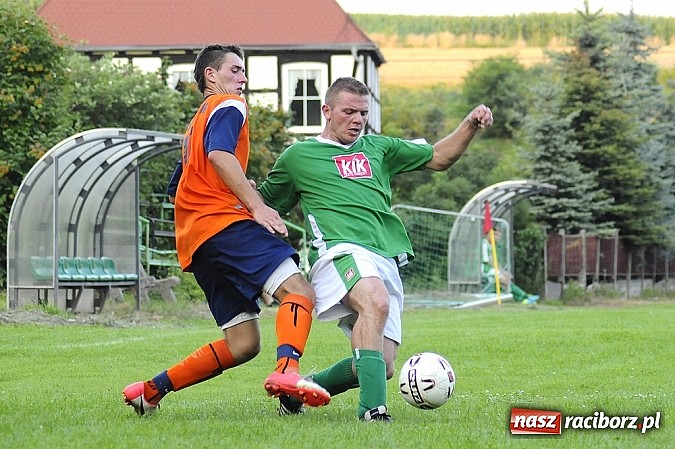 Zdjęcie w galerii na portalu naszraciborz.pl: LKS Gamów z pucharem wójta wiadomości z regionu