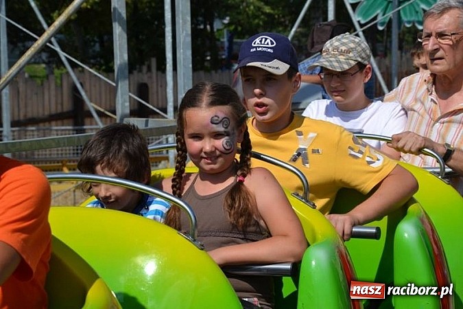 Zdjęcie w galerii na portalu naszraciborz.pl: Kowboje, ciuchcia i mnóstwo zabawy – Akcja Lato w Jankowicach trwa! wiadomości z regionu