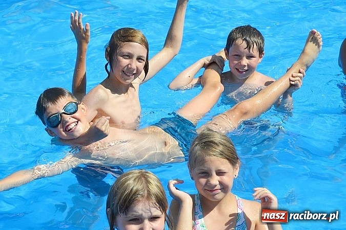 Zdjęcie w galerii na portalu naszraciborz.pl: Kowboje, ciuchcia i mnóstwo zabawy – Akcja Lato w Jankowicach trwa! wiadomości z regionu