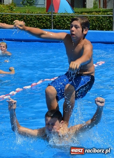 Zdjęcie w galerii na portalu naszraciborz.pl: Kowboje, ciuchcia i mnóstwo zabawy – Akcja Lato w Jankowicach trwa! wiadomości z regionu