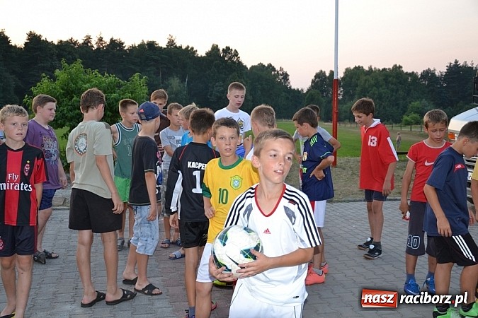 Zdjęcie w galerii na portalu naszraciborz.pl: Formy poszukują na Śląsku wiadomości z regionu