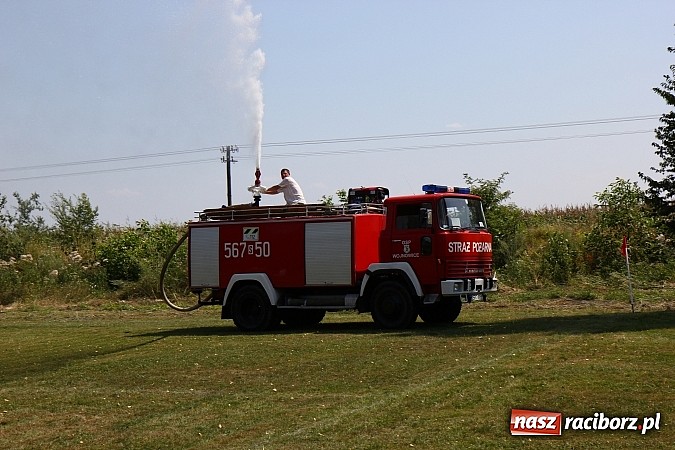Zdjęcie w galerii na portalu naszraciborz.pl: Zjazd Wojnowiczan: Mecz LZS kontra reszta Wojnowic zakończony remisem wiadomości z regionu