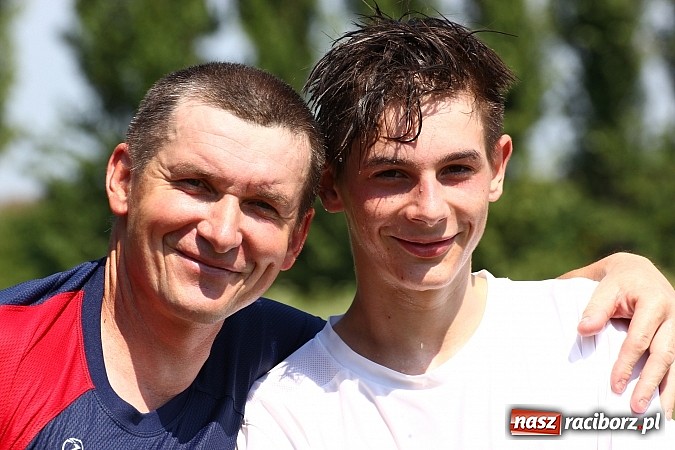 Zdjęcie w galerii na portalu naszraciborz.pl: Zjazd Wojnowiczan: Mecz LZS kontra reszta Wojnowic zakończony remisem wiadomości z regionu