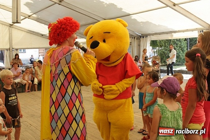 Zdjęcie w galerii na portalu naszraciborz.pl: Upalna niedziela w Krzanowicach - piknik familijny na dni miasta wiadomości z regionu