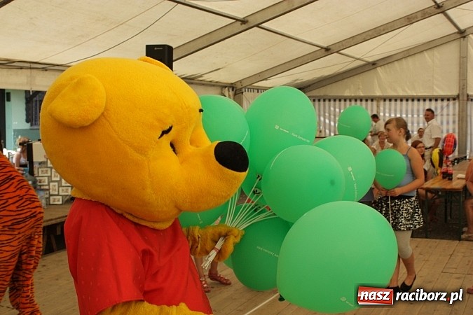 Zdjęcie w galerii na portalu naszraciborz.pl: Upalna niedziela w Krzanowicach - piknik familijny na dni miasta wiadomości z regionu