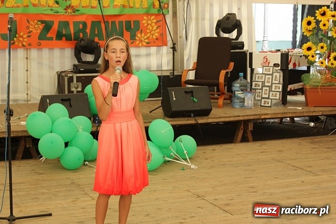 Zdjęcie w galerii na portalu naszraciborz.pl: Upalna niedziela w Krzanowicach - piknik familijny na dni miasta wiadomości z regionu